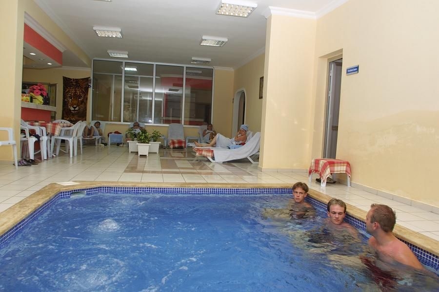 Ares Hotel3