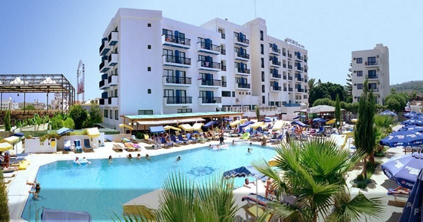 Kapetanios Bay Hotel4