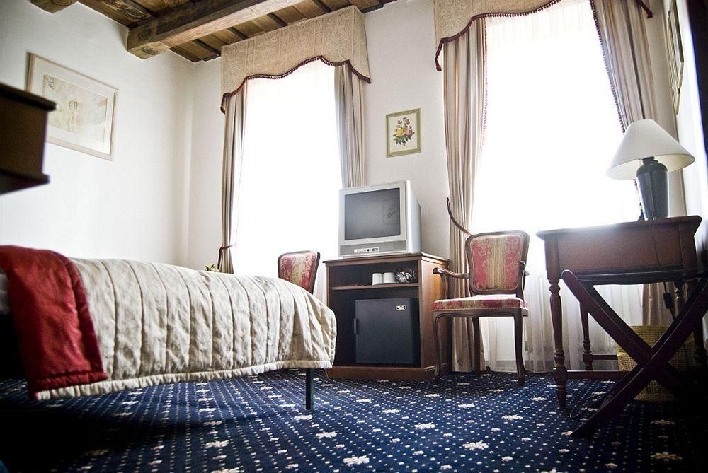 Hotel U tri Pstrosu4