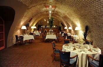 Hotel Dvorak Tabor1