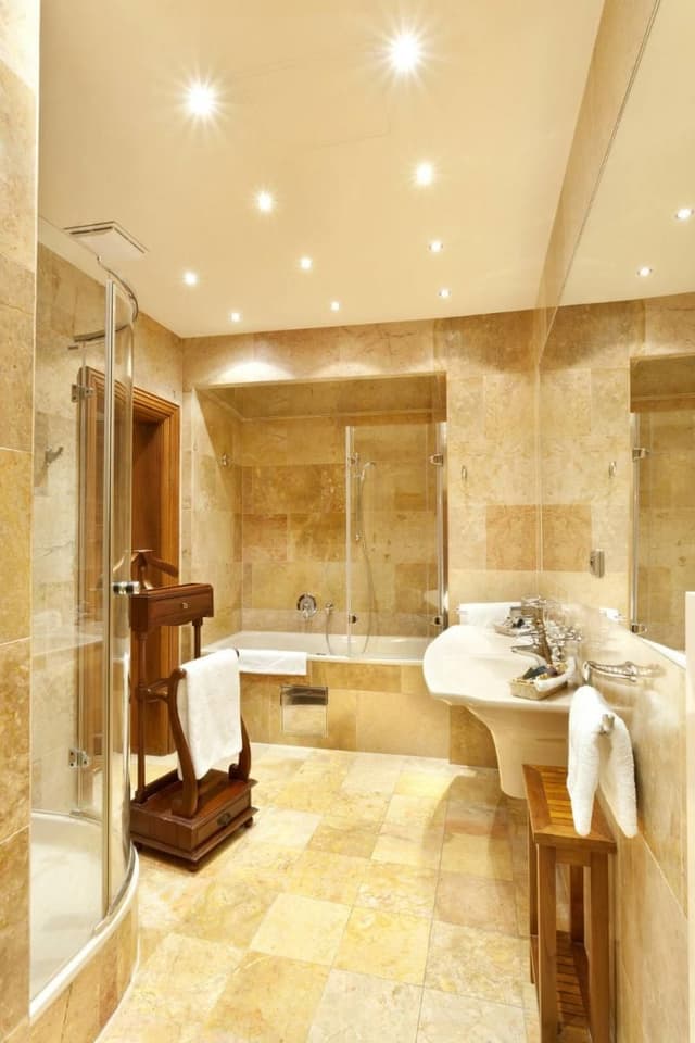 SUITE LUXURY