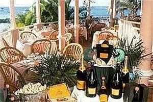 Coco Reef Resort and Spa2
