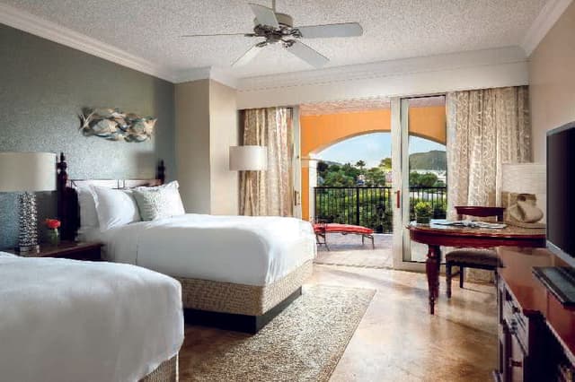 DOUBLE RESORT VIEW