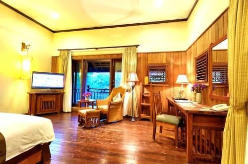 One-Bedroom Bungalow