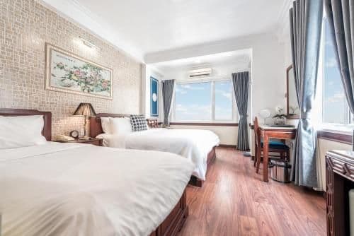 Deluxe Twin Room with City View