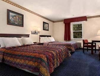 Days Inn Berlin Days Inn Berlin