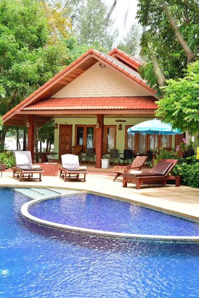 VILLA DELUXE