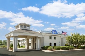 Best Western Leisure Inn0