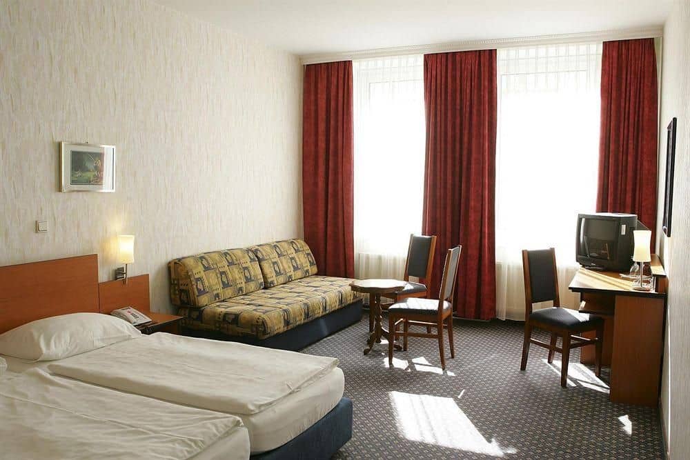 HOTEL TABOR HOTEL TABOR