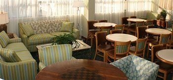 Best Western Palm Beach Airport4