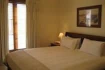 Hearns Cottage Suites Hearns Cottage Suites