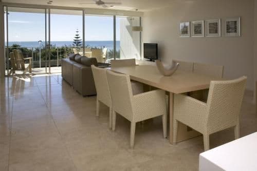 One-Bedroom Apartment with Sea View