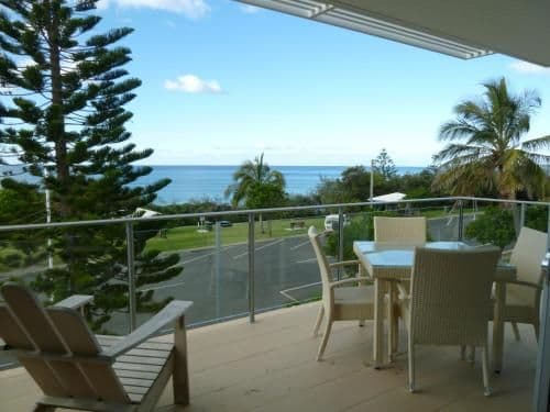 One-Bedroom Apartment with Sea View