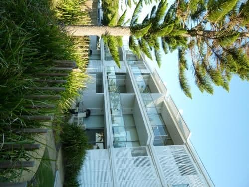 One-Bedroom Apartment with Sea View