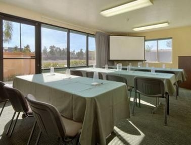 Ramada Limited Tempe University3