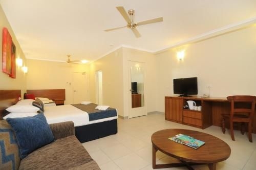 Cairns Queenslander Hotel & Apartments2