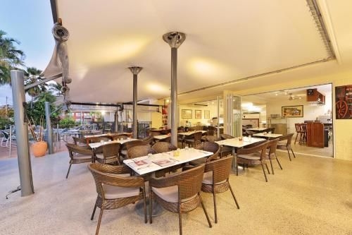 Cairns Queenslander Hotel & Apartments4