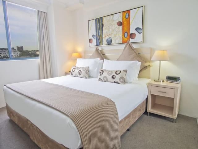 APARTMENT CITY VIEW ONE BEDROOM