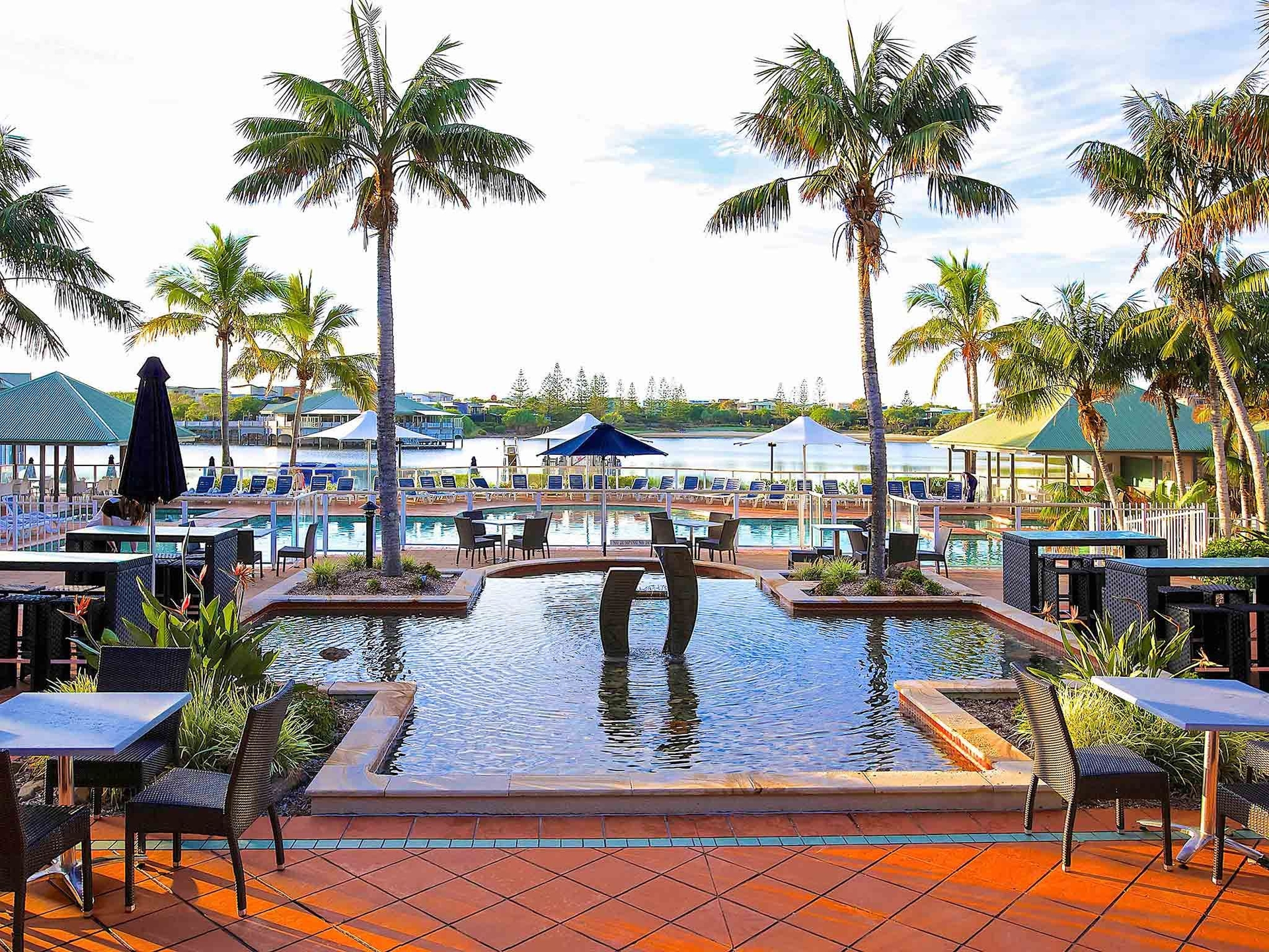 Novotel Twin Waters Resort0