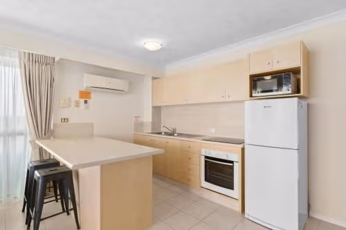 Superior One Bedroom Apartment with Ocean View and Spa Bath