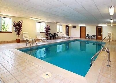 Comfort Inn Lebanon1