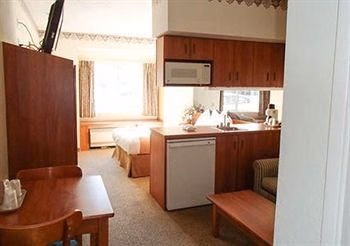 Microtel Inn And Suites Bristol1