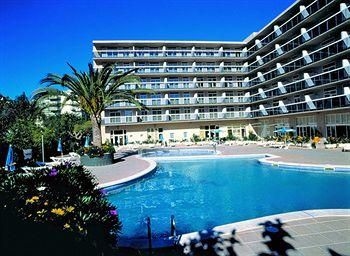 Cye Holiday Centre1