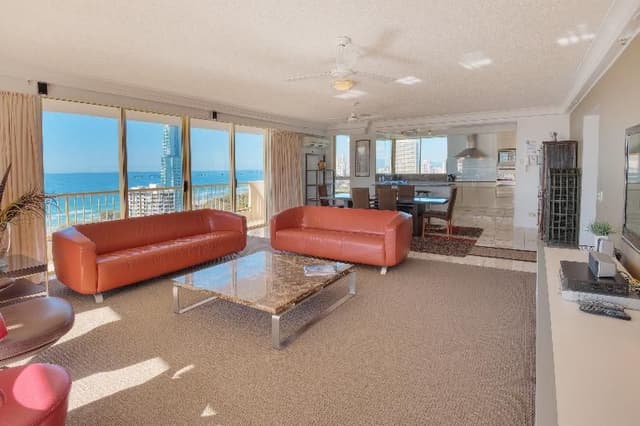 APARTMENT THREE BEDROOMS