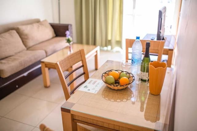 APARTMENT SUPERIOR