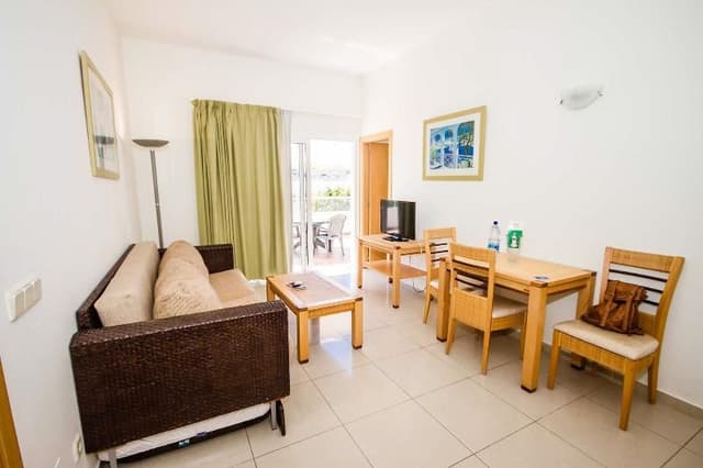 APARTMENT SUPERIOR
