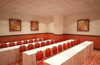 Radisson Cross Keys2