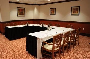 Radisson Cross Keys1