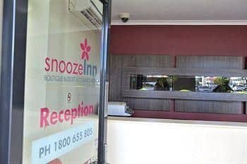 Snooze Inn Snooze Inn