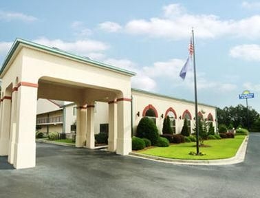 Comfort Inn Airport3