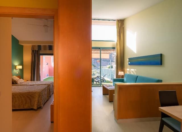 APARTMENT SUPERIOR