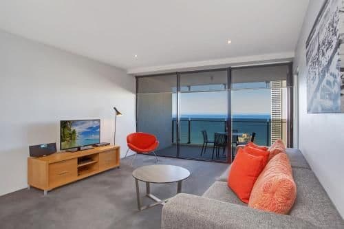 One-Bedroom Apartment with Ocean View and Spa Bath