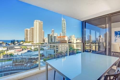 Two-Bedroom Apartment with Spa Bath