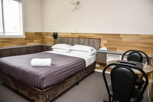 Standard Queen Room