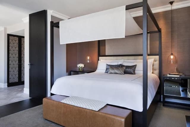 SUITE ONE BEDROOM