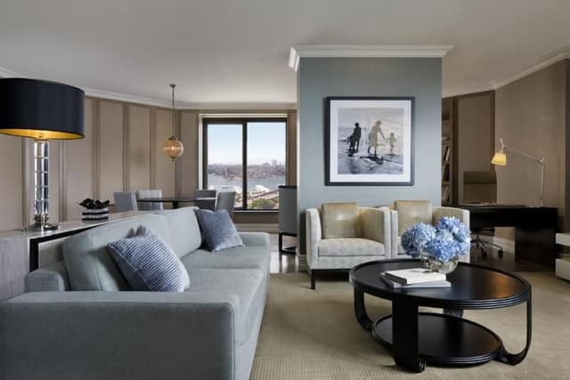 SUITE ONE BEDROOM