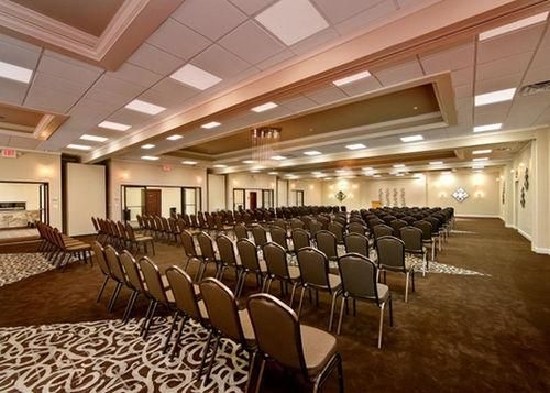 Quality Inn & Suites0