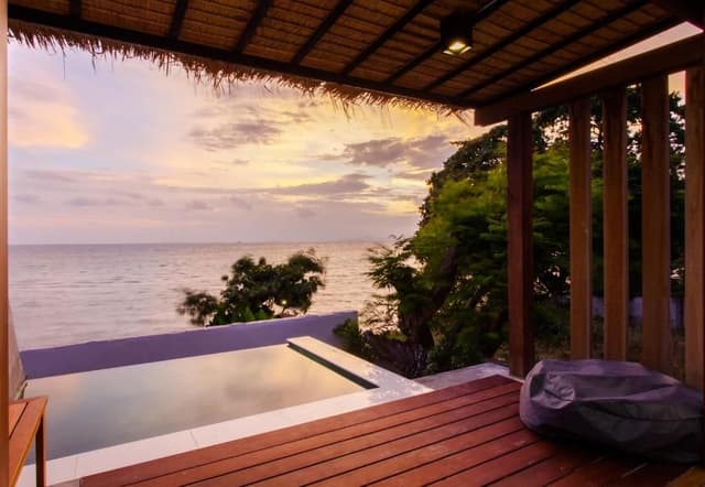 Sea Front Villa