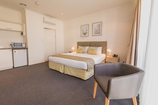 Room SUPERIOR