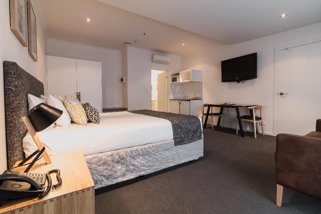 Room EXECUTIVE