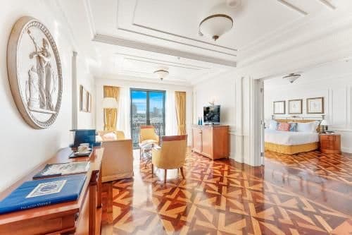 Broadwater Suite
