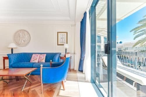 Lagoon Suite