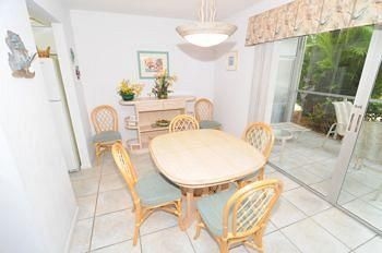 Sanibel Arms West2
