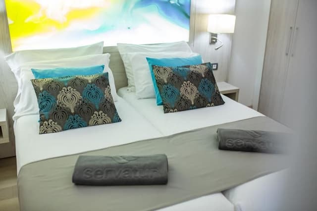 APARTMENT SUPERIOR
