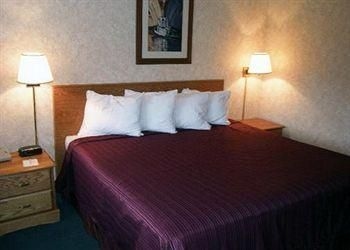 Quality Inn & Suites1