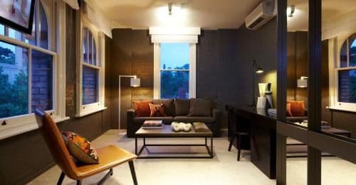 Studio King Suite